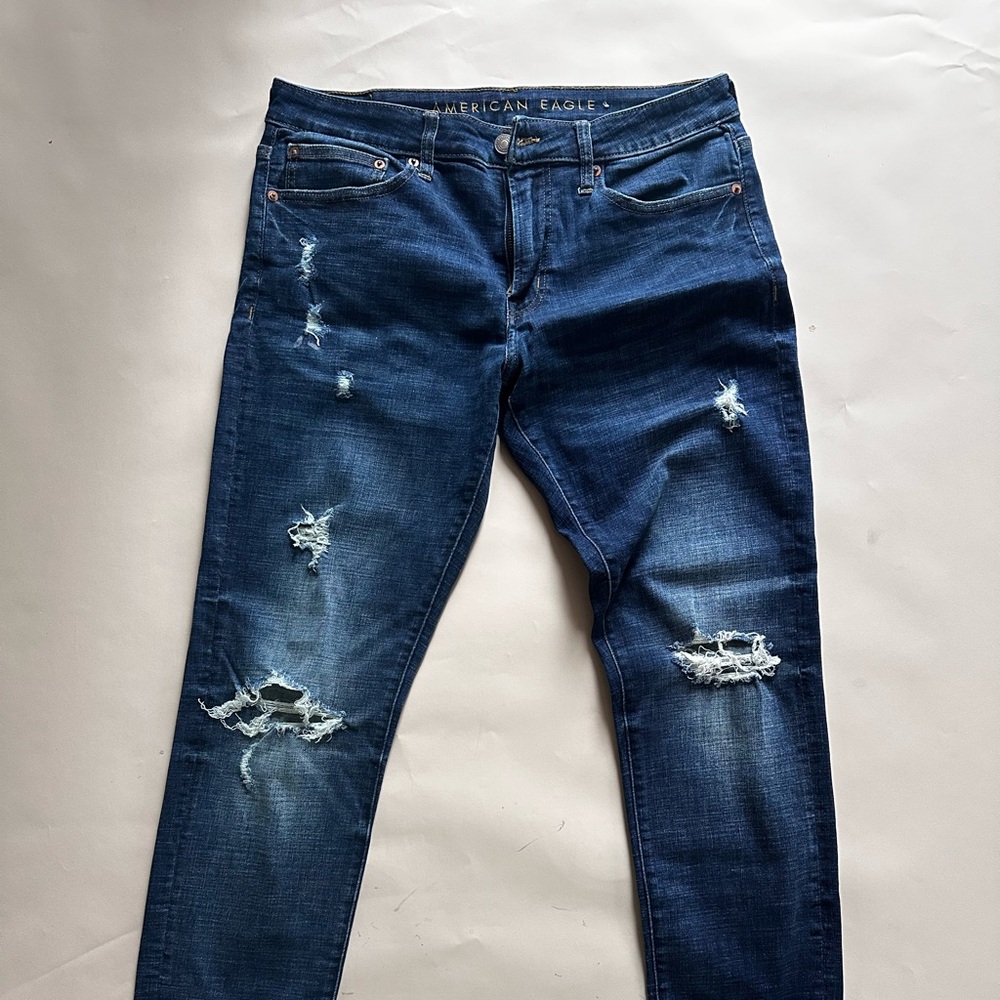 American Eagle distressed slim taper jeans
